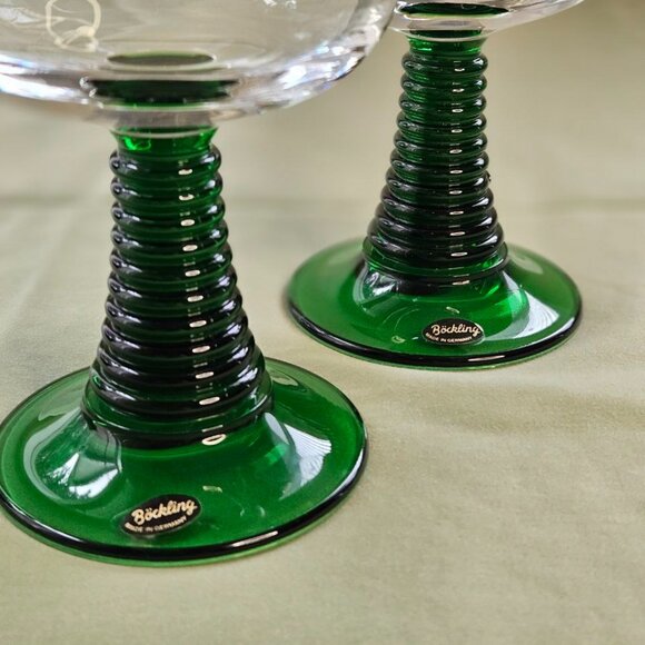 Set of 2 Vintage Bockling Made in Germany Roemer Plain Glasses with Green Foot - Picture 3 of 11